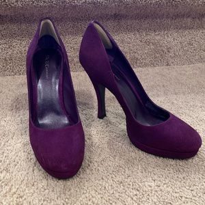 BCBG purple suede pump - 4 inch heel 1/2” platform